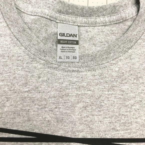 Gildan Cotton Unisex Adult Grey T-Shirt Size XL Printing is Handmade. Brand New - Picture 4 of 5